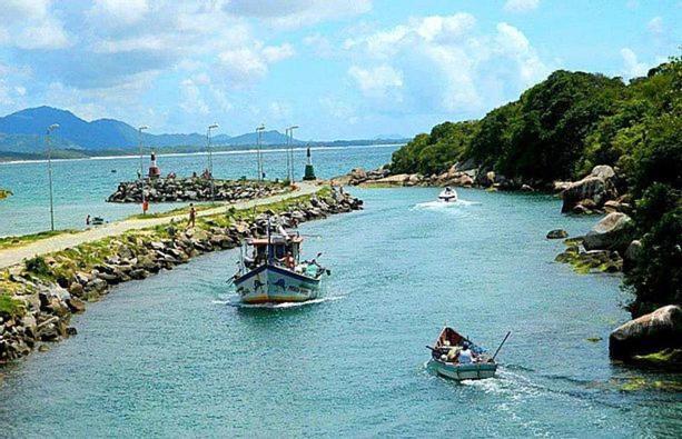Olhar Da Barra Hospedagem - Residencial Isavalenzo * Florianopolis